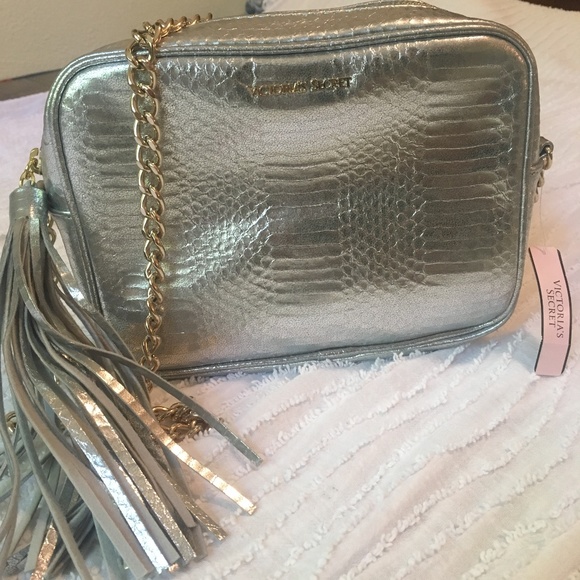Victoria's Secret Handbags - ⭐️ Victoria's Secret Silver tassel purse bag VS